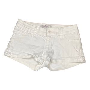 Hollister White Low-Rise Denim Shorts size 00